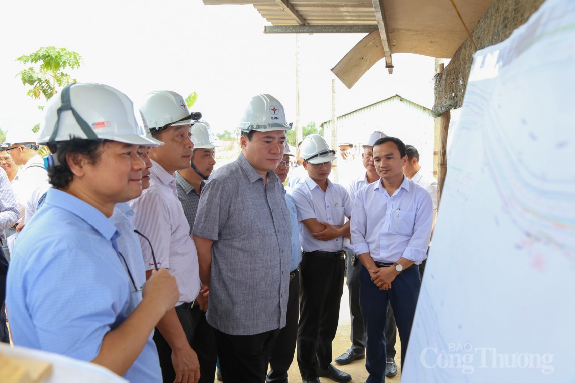 Thứ trưởng Nguyễn Sinh Nhật Tân làm việc với Đà Nẵng về di dời đường điện cao thế xây dựng cao tốc