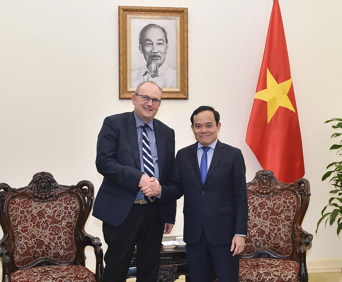 Phó Thủ tướng: Việt Nam coi trọng và dành sự quan tâm đặc biệt đối với dự án Nhà máy LEGO