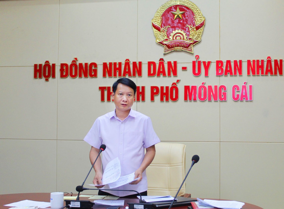 Kỷ luật cảnh cáo Chủ tịch UBND thành phố Móng Cái Hồ Quang Huy