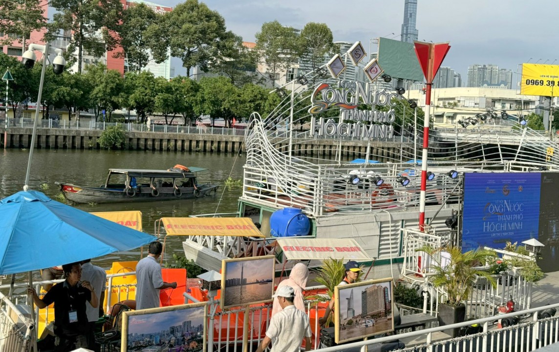 Lễ hội Sông nước: Tái hiện không gian chợ nổi miền Tây xưa giữa lòng TP. Hồ Chí Minh