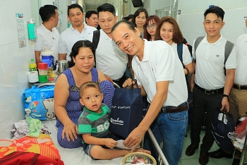 Sơn TOA Việt Nam tổ chức “Xuân yêu thương” gây quỹ giúp đỡ bệnh nhân ung thư