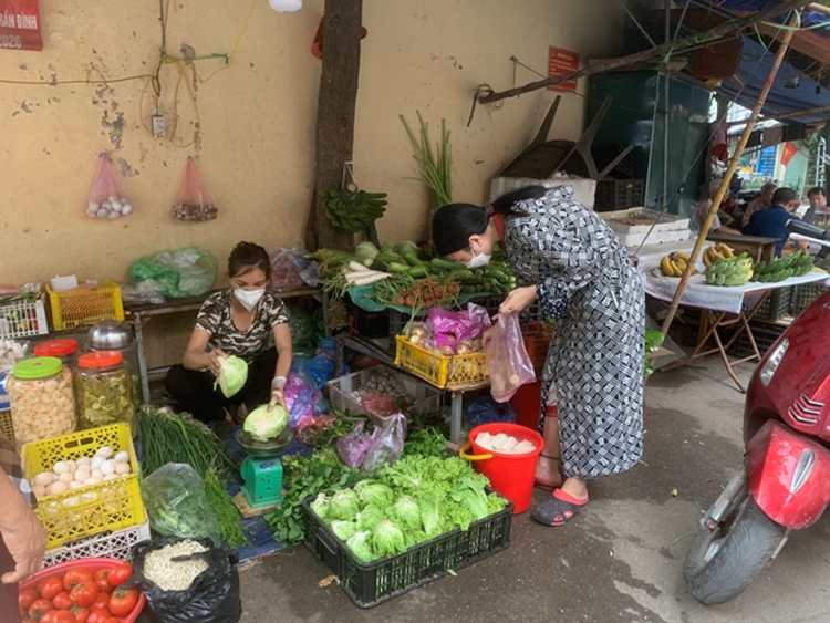 Hà Nội: Giá rau củ giảm nhẹ
