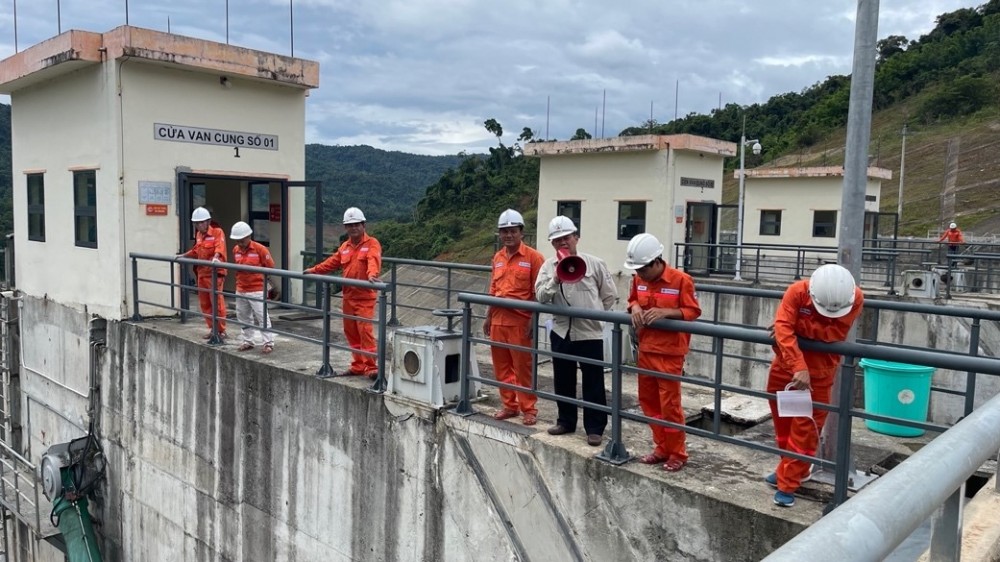 Công ty Thủy điện Sông Bung thực hiện công tác Tổng kiểm tra và diễn tập Phòng chống thiên tai và tìm kiếm cứu nạn năm 2022