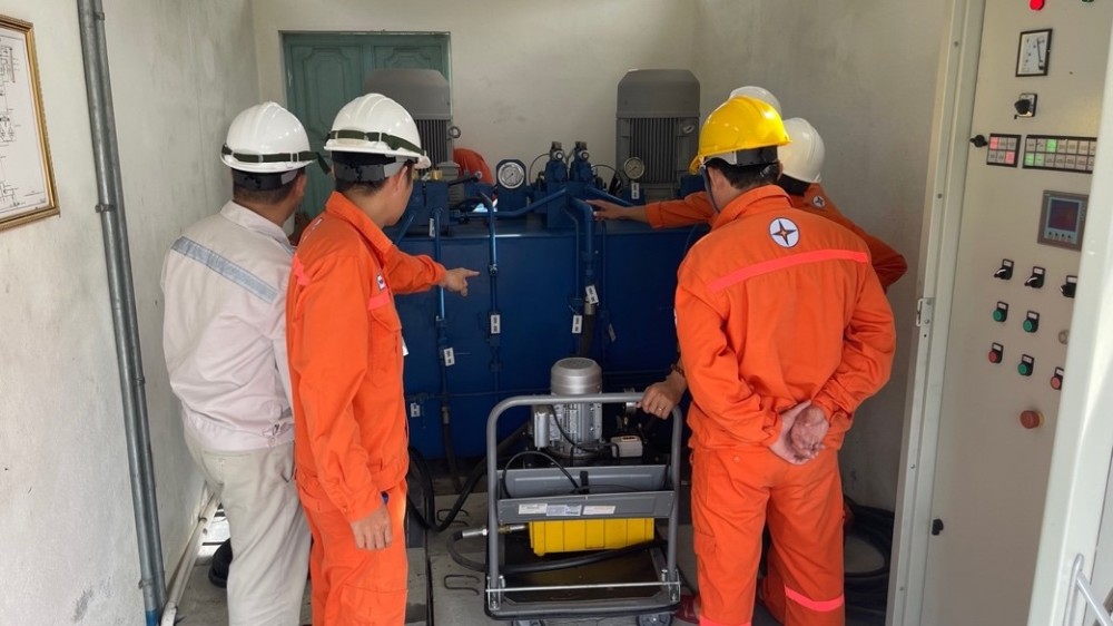 Công ty Thủy điện Sông Bung thực hiện công tác Tổng kiểm tra và diễn tập Phòng chống thiên tai và tìm kiếm cứu nạn năm 2022