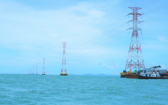 Công trình lưới điện vượt biển dài nhất Đông Nam Á sẽ đóng điện vận hành trong tháng 9/2022