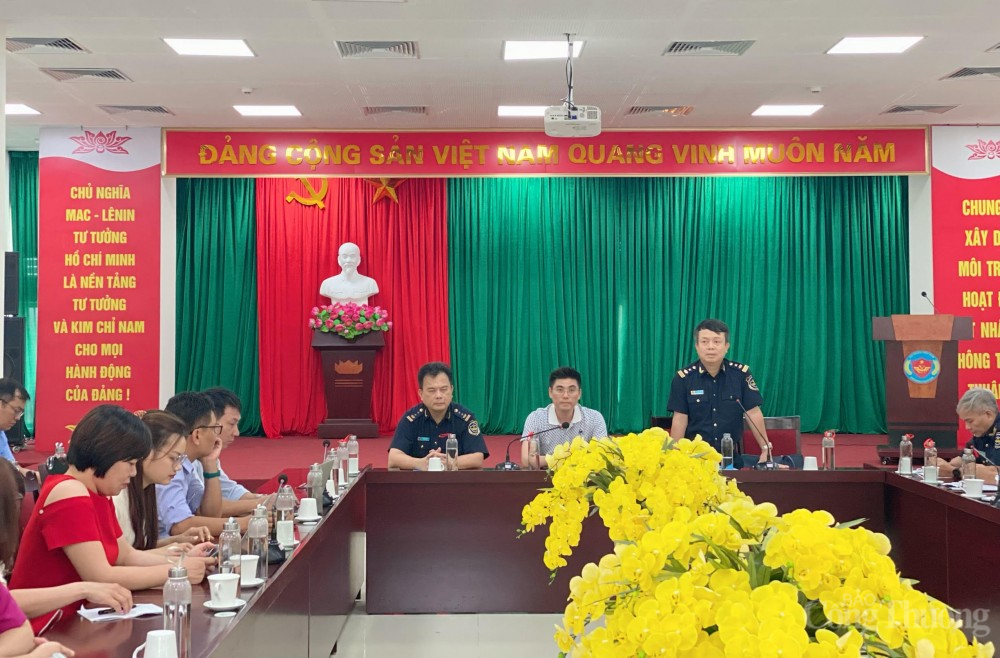 Hải quan Quảng Ninh: Đồng hành, hỗ trợ doanh nghiệp xuất nhập khẩu