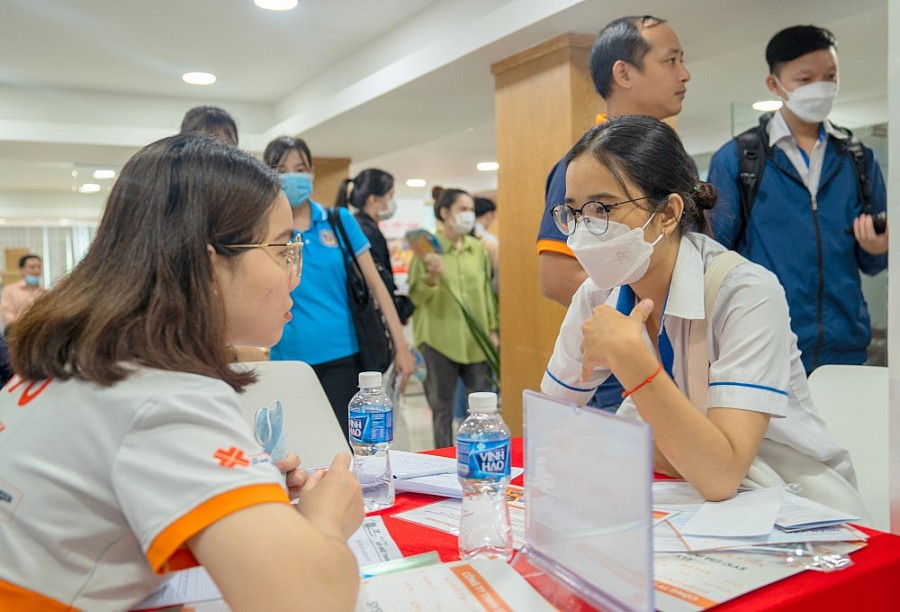 Hàng ngàn cơ hội việc làm cho sinh viên tại Ngày hội Internship Fai