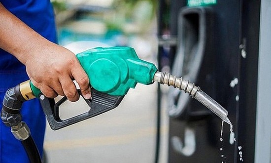 Công Thương qua góc nhìn báo chí ngày 15.9: Quỹ bình ổn giá xăng dầu còn bao nhiêu?