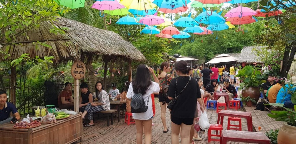 Khu du lịch Quảng Ninh Gate tại thị xã Đông Triều thu hút nhiều du khách đến tham quan