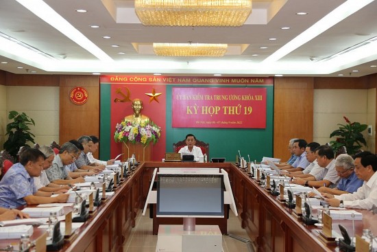 Ủy ban Kiểm tra Trung ương đề nghị kỷ luật Bí thư, Chủ tịch UBND tỉnh Hải Dương