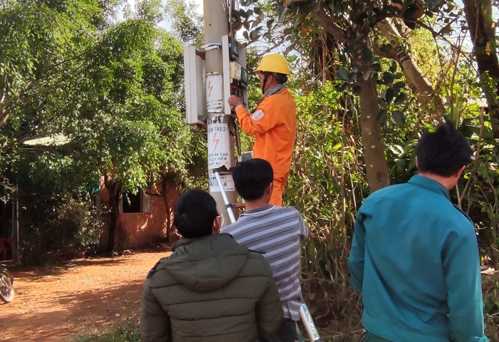 PC Đắk Nông: Giám sát hoạt động mua bán điện công khai, minh bạch