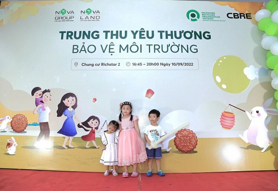Trẻ em TP. Hồ Chí Minh vui Tết Trung thu và trải nghiệm bảo vệ môi trường