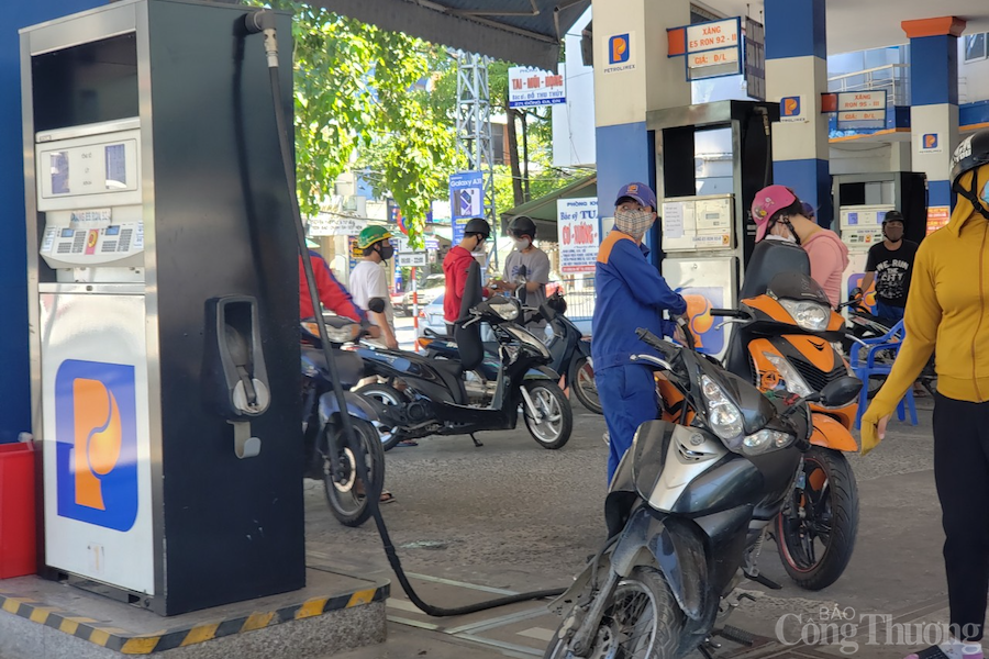 Đà Nẵng: Xác minh thông tin một số cây xăng hạn chế bán xăng A95
