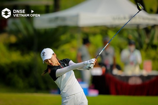 Vòng thi đấu thứ ba của giải golf chuyên nghiệp DNSE Vietnam Open 2022 thay đổi nhiều thứ hạng