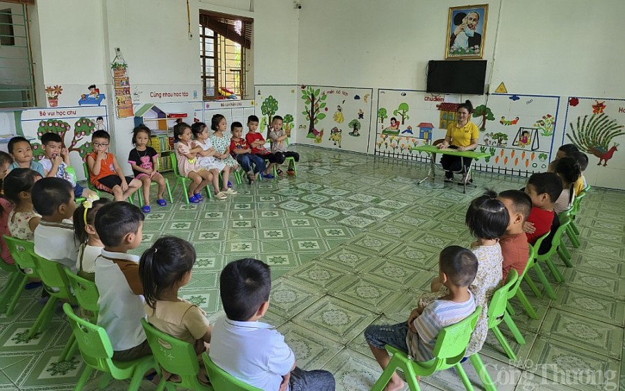 Nghệ An: Hàng ngàn giáo viên mầm non hợp đồng bị chậm lương