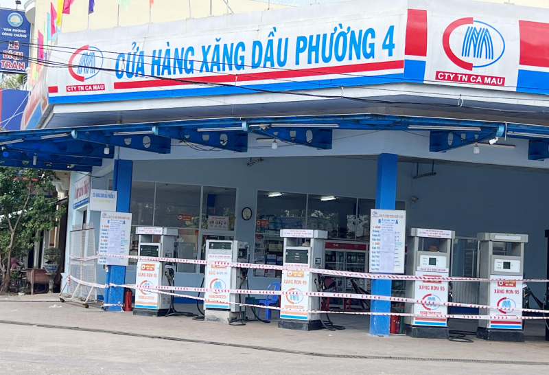 11 cửa hàng xăng dầu tại Cà Mau tạm dừng hoạt động do vi phạm