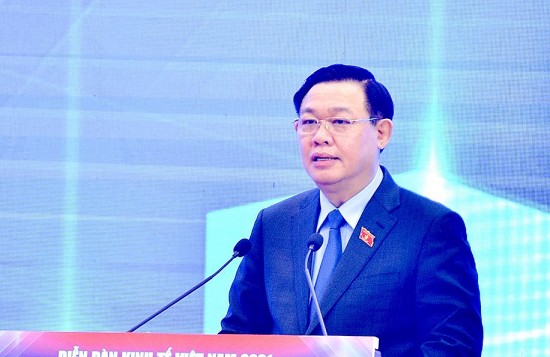 Chủ tịch Quốc hội khai mạc Diễn đàn Kinh tế - Xã hội Việt Nam 2022