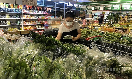 Bộ Nông nghiệp sẽ điều tra, xác minh rau VietGAP “dởm” biến hình vào siêu thị