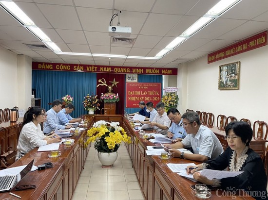Đoàn công tác của Bộ Công Thương kiểm tra công tác hậu kiểm an toàn thực phẩm tại Đồng Nai