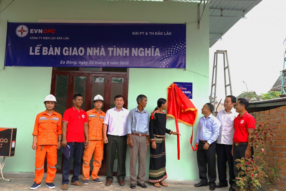PC Đắk Lắk: Hoàn thành 5 căn nhà tình nghĩa do EVNCPC hỗ trợ trên địa bàn tỉnh Đắk Lắk năm 2022