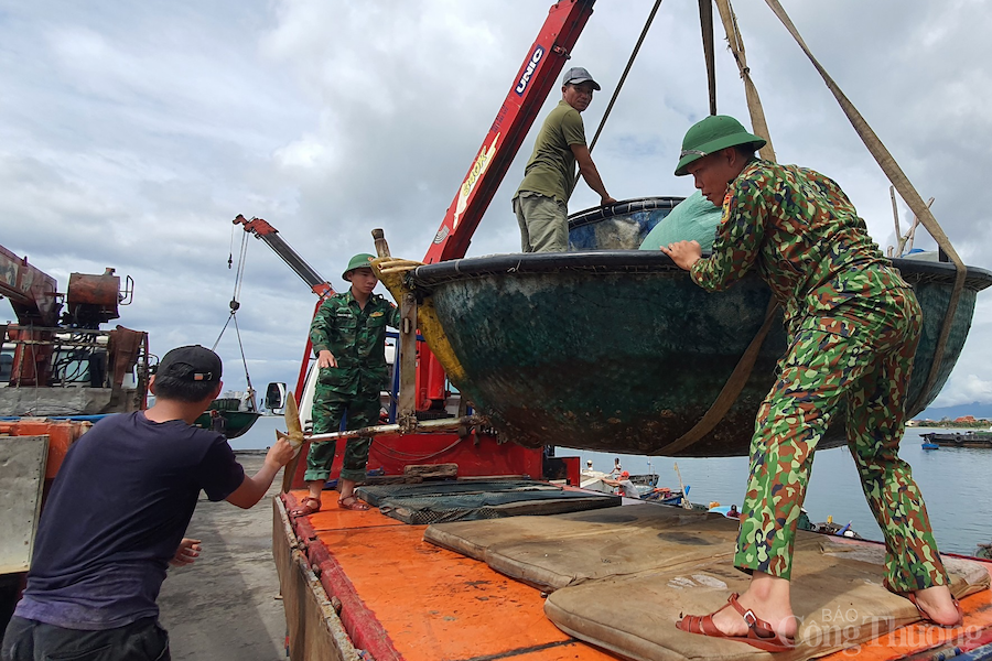 Đà Nẵng: Tạm dừng các cuộc họp chưa thực sự cần thiết để chống bão số 4