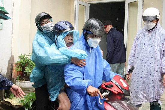 Thủ tướng Phạm Minh Chính: Quyết liệt di dời, sơ tán người dân là yếu tố quyết định trong ứng phó bão