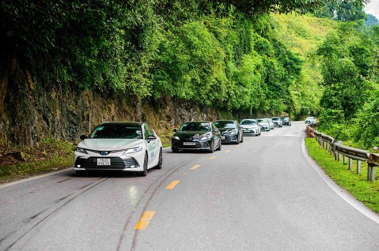 “Hành trình xanh cùng Hybrid” với Toyota Việt Nam