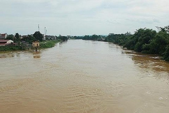 Nước lũ sông Yên lên cao, Thanh Hóa yêu cầu các địa phương lên phương án sơ tán dân