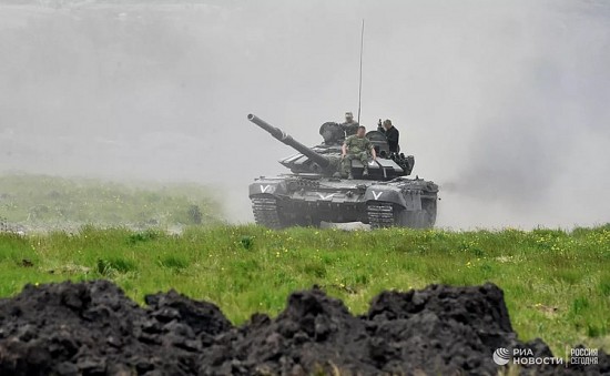 Chiến sự Nga - Ukraine sáng 2/10: Ít nhất 5 vụ nổ xảy ra ở Kherson, Nga phá hủy 5203 xe tăng