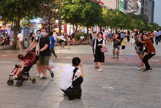 TP. Hồ Chí Minh cần làm gì để tạo “cú huých” cho kinh tế đêm?