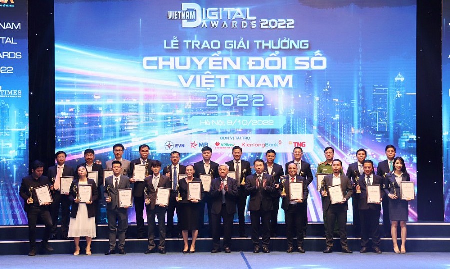 EVN đạt danh hiệu doanh nghiệp chuyển đổi số xuất sắc Việt Nam lần thứ 4