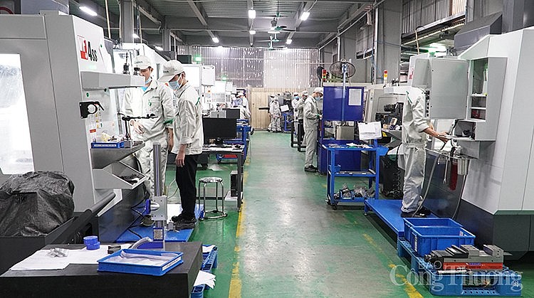 Nhà máy sản xuất của Công ty CP Tập đoàn kỹ Thuật và công nghiệp Việt Nam (Intech Group) tại cụm công nghiệp Lai Xá (huyện Hoài Đức, Hà Nội)