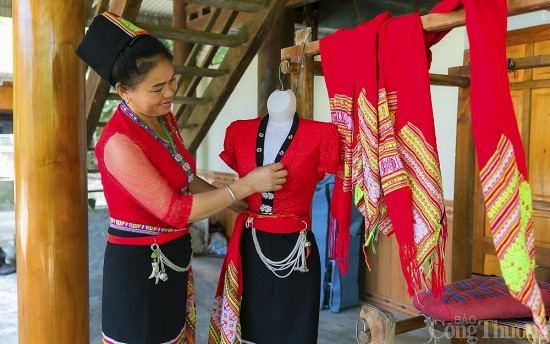 Nghệ An: Hơn 2,6 nghìn tỷ đồng phát triển vùng đồng bào dân tộc thiểu số, miền núi