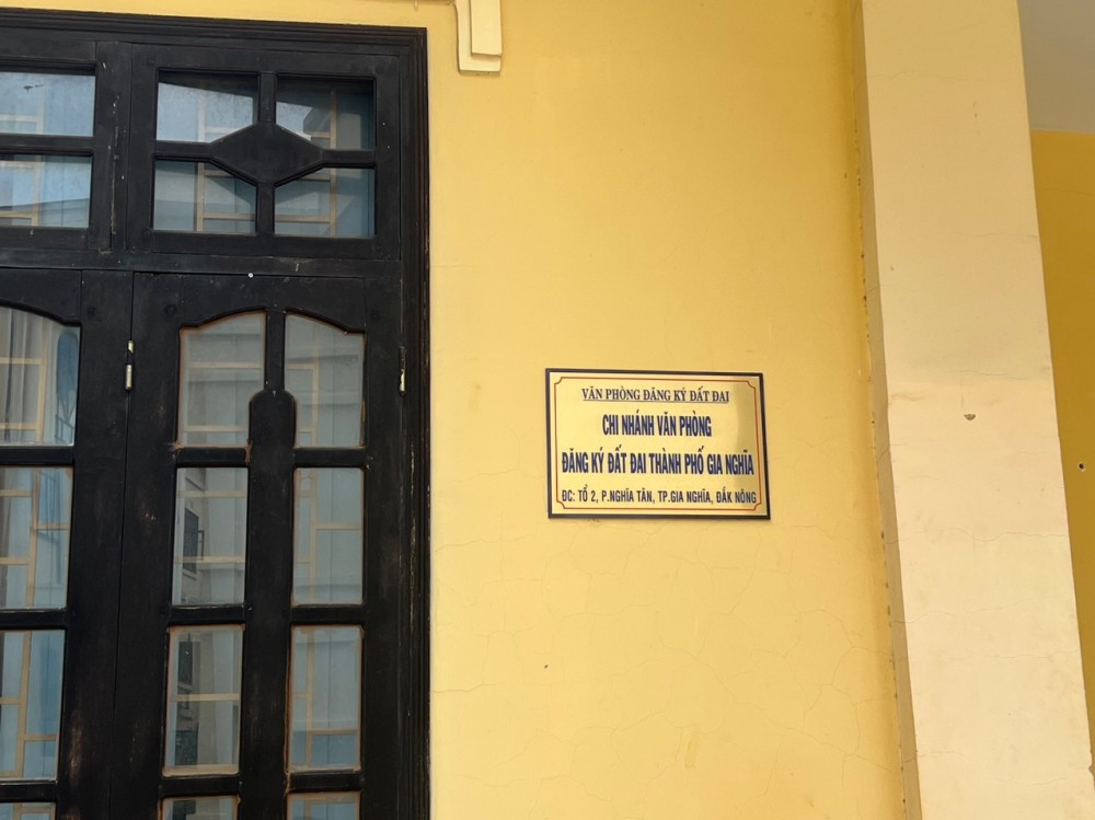 Đắk Nông: Phó Giám đốc Văn phòng đăng ký đất đai thành phố Gia Nghĩa bị bắt
