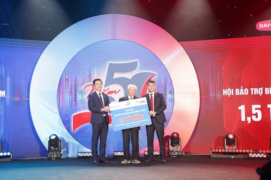 Sau năm 5 hợp tác, Dai-ichi Life Việt Nam cung cấp giải pháp cho 460.000 khách hàng của Sacombank
