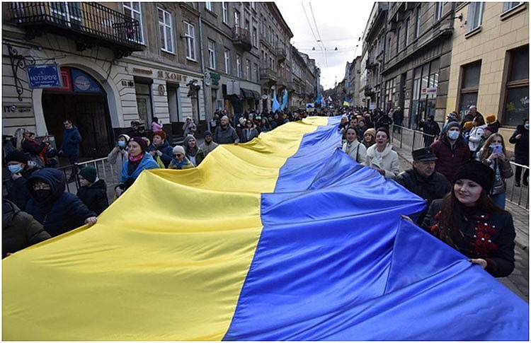 Nỗi lo ngại của châu Âu về Ukraine: Điều gì xảy ra nếu Mỹ rút hỗ trợ?