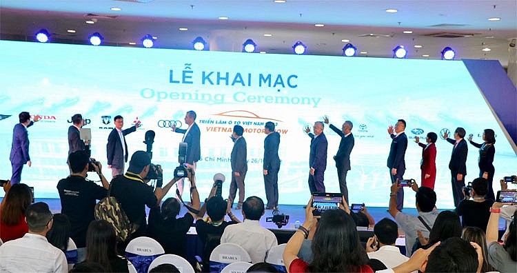 Triển lãm Ô tô Việt Nam 2022 góp phần thúc đẩy phát triển công nghiệp ô tô trong nước