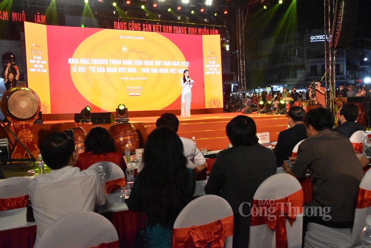 Khai mạc Lễ hội “Tự hào hàng Việt Nam – Tinh hoa hàng Việt Nam”