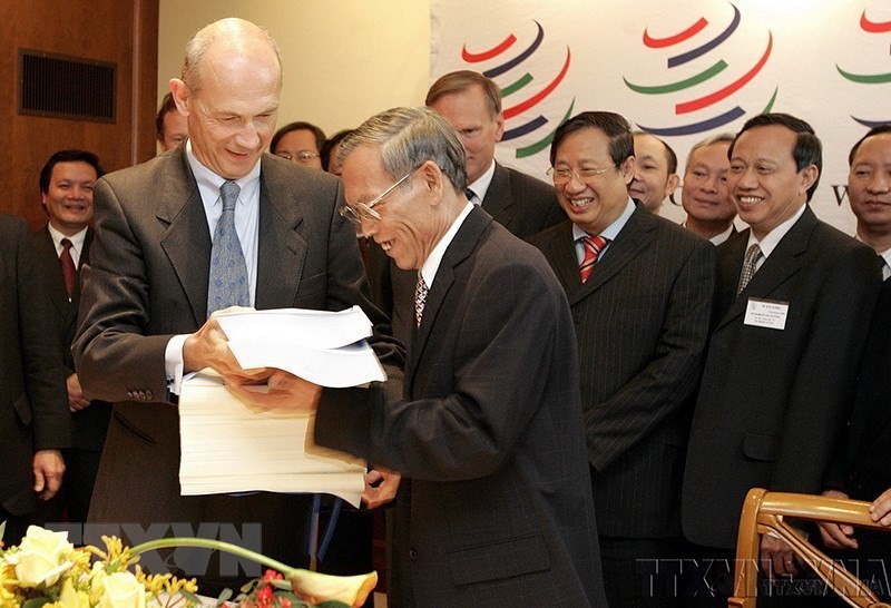 Ngày này năm xưa 7/11: Việt Nam chính thức là thành viên WTO, Kỷ niệm cách mạng Tháng Mười Nga