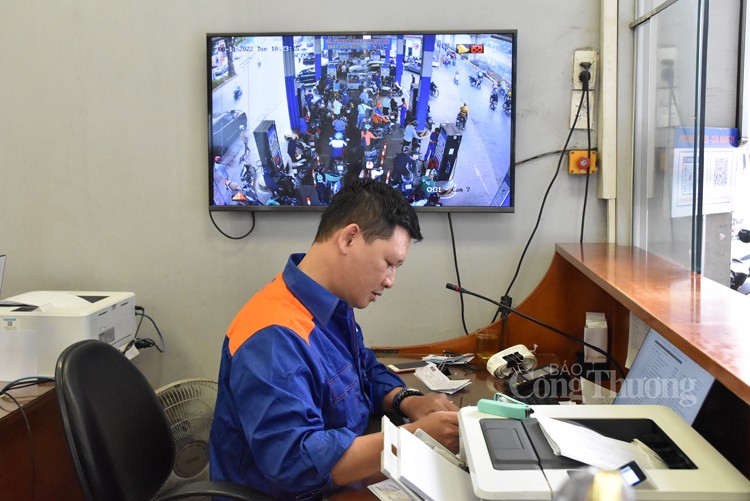 Công đoàn Công Thương Việt Nam động viên người lao động ngành xăng dầu