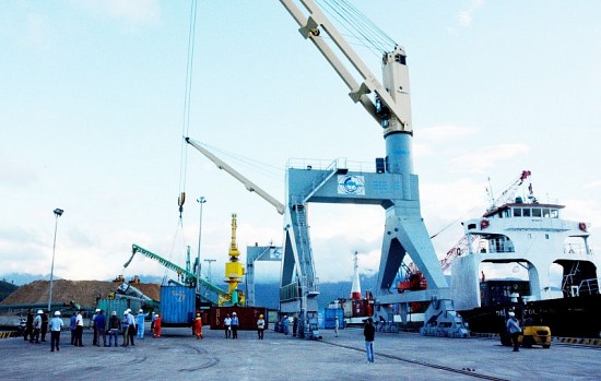 Thừa Thiên Huế: Đầu tháng 12 đưa vào khai thác tuyến vận chuyển hàng container nội địa