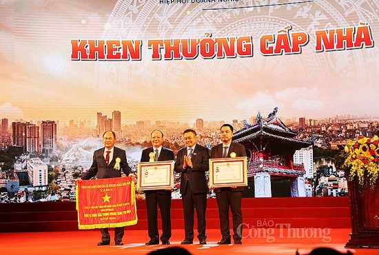 Hà Nội: Tôn vinh Doanh nhân, doanh nghiệp Thăng Long năm 2022