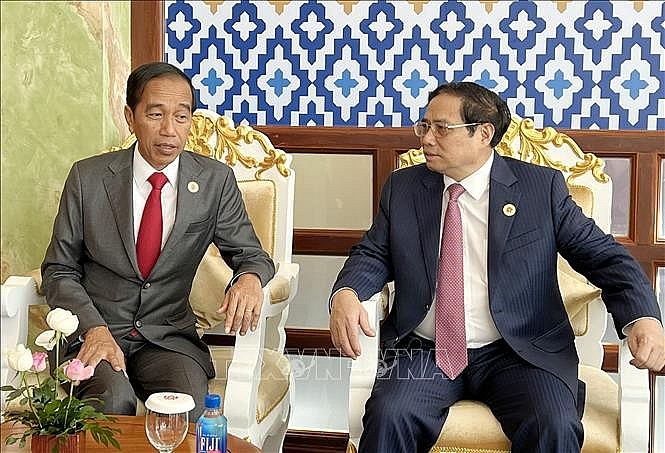 Thủ tướng Phạm Minh Chính gặp Thủ tướng Indonesia Joko Widodo