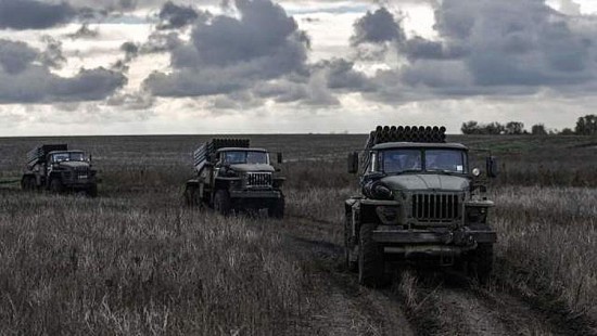 Chiến sự Nga-Ukraine: Tại sao Quân đội Nga rút khỏi Kherson?