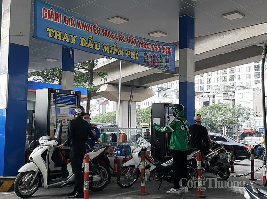 Hà Nội: Thị trường xăng dầu trở lại bình thường