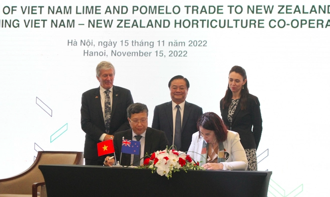 ễ ký công bố xuất khẩu chanh xanh và bưởi của Việt Nam sang New Zealand; tăng cường hợp tác giữa New Zealand và Việt Nam trong ngành trồng trọt