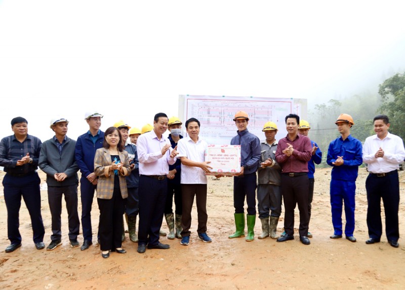 Lãnh đạo tỉnh Hà Giang kiểm tra tiến độ Dự án đường Bắc Quang - Xín Mần