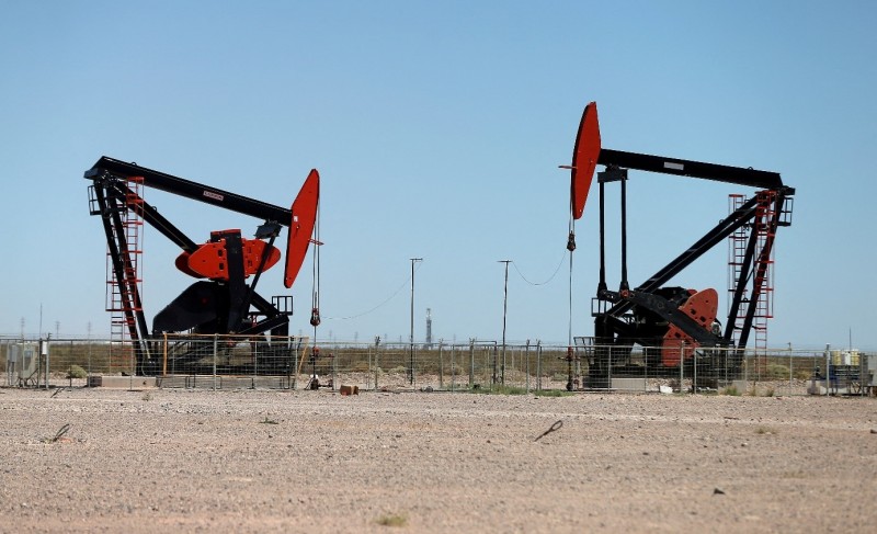 OPEC tuyên bố sẵn sàng can thiệp vì lợi ích của thị trường dầu mỏ