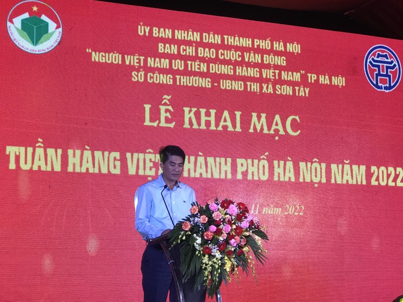 Hơn 100 gian hàng tham gia Tuần hàng Việt thành phố Hà Nội tại thị xã Sơn Tây