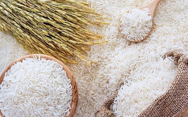 Giá lúa gạo hôm nay 3/1: Thị trường tích cực, giá neo cao